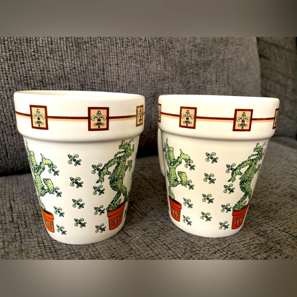 Vintage Disney World Coffee Mugs Topiary Mickey Goofy & Donald